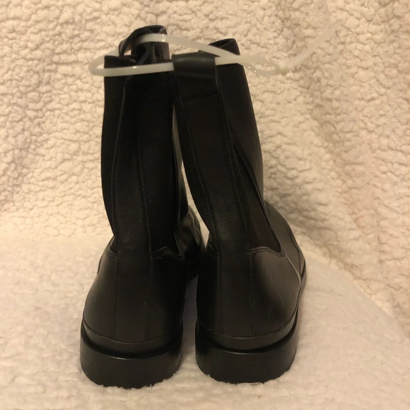 Vince Black Ankle Boots - Picture 10 of 11
